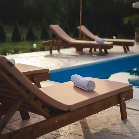 Villa Imanje Lipar Gornja Mala